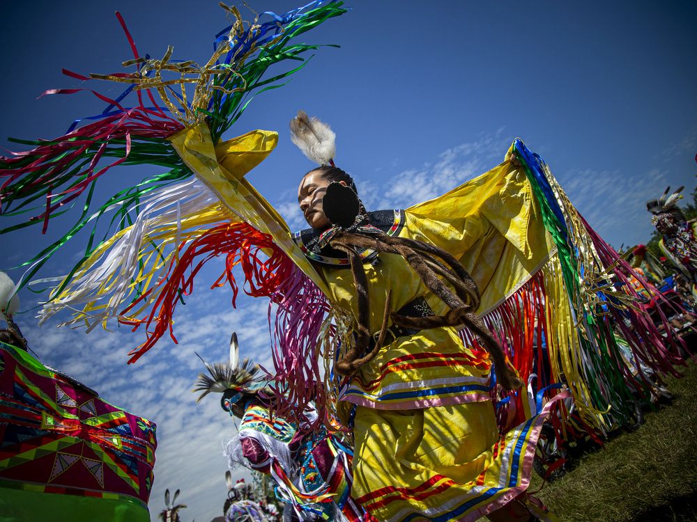 Summer Solstice Indigenous Festival wraps up with colourful powwow