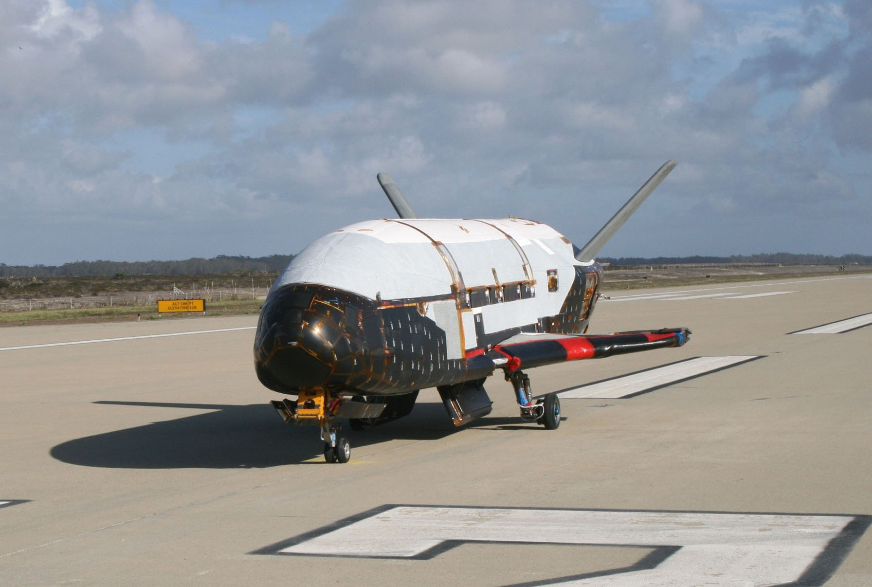 US armed forces’s mysterious X-37B house plane zooms toward orbital file