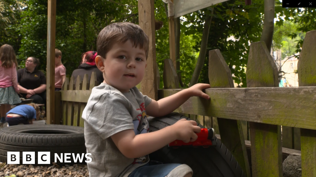 Nurseries in England: Folk asked about proposed commerce to carer ratios