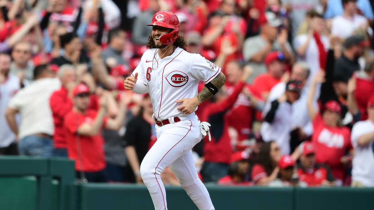 Cincinnati Reds’ Jonathan India shares special 2d with fan earlier than sport – WLWT Cincinnati