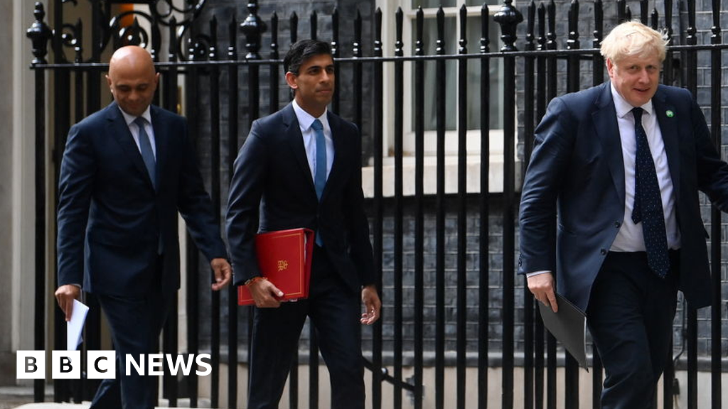 Rishi Sunak and Sajid Javid resign from government