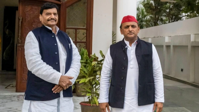 Prez polls: Chinks appear in united Oppn façade, Akhilesh Yadav’s uncle Shivpal endorses BJP capture