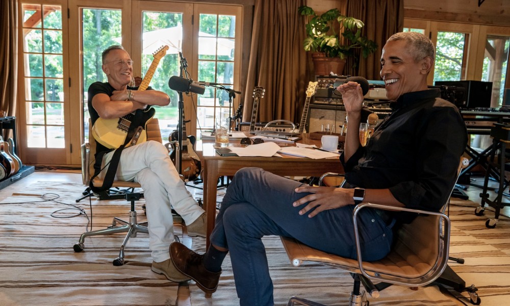 Barack Obama’s Ultra-Chilly Summer Playlist Of Books And Songs Is Here