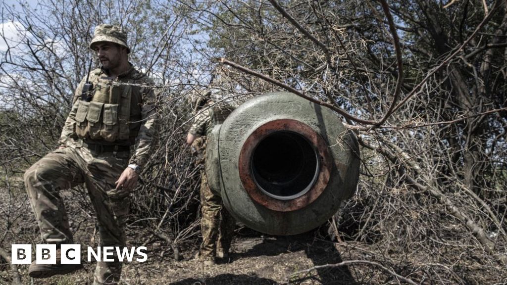 Kherson: Ukraine stepping up counter offensive to retake metropolis