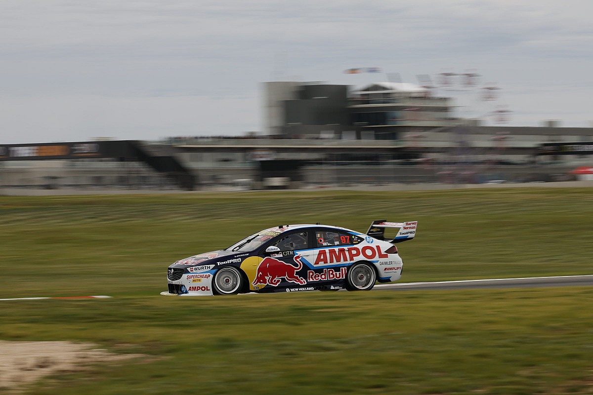 The Bend Supercars: Van Gisbergen quickest in P2