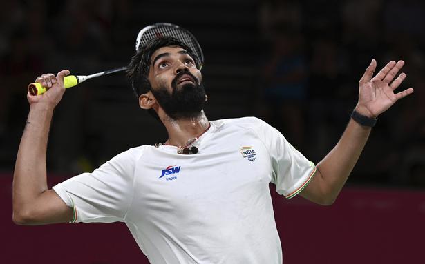 Kidambi Srikanth falters as India resolve for silver with loss to Malaysia