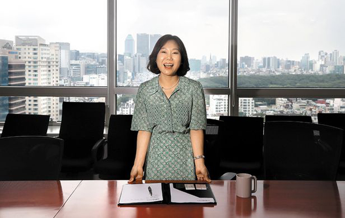 Korea’s Well-known person Headhunter Shares Keys to Her Success