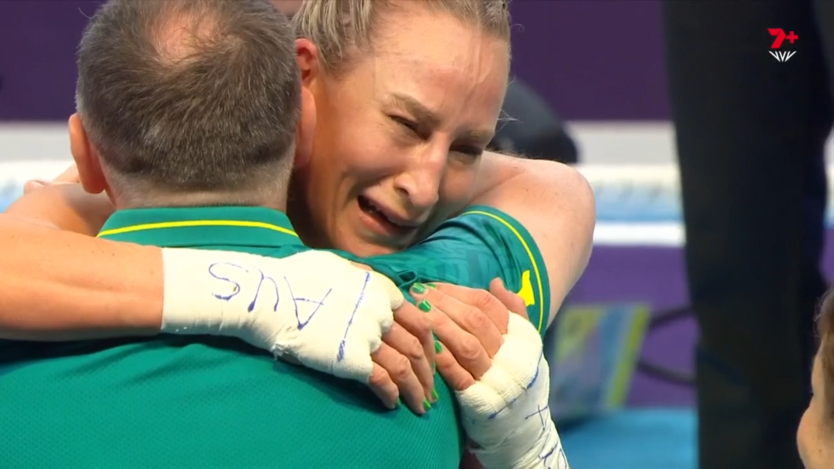 Inquire the emotional moment Kaye Scott bursts into tears after winning by to the gold medal last for Australia on the Commonwealth Games in Birmingham