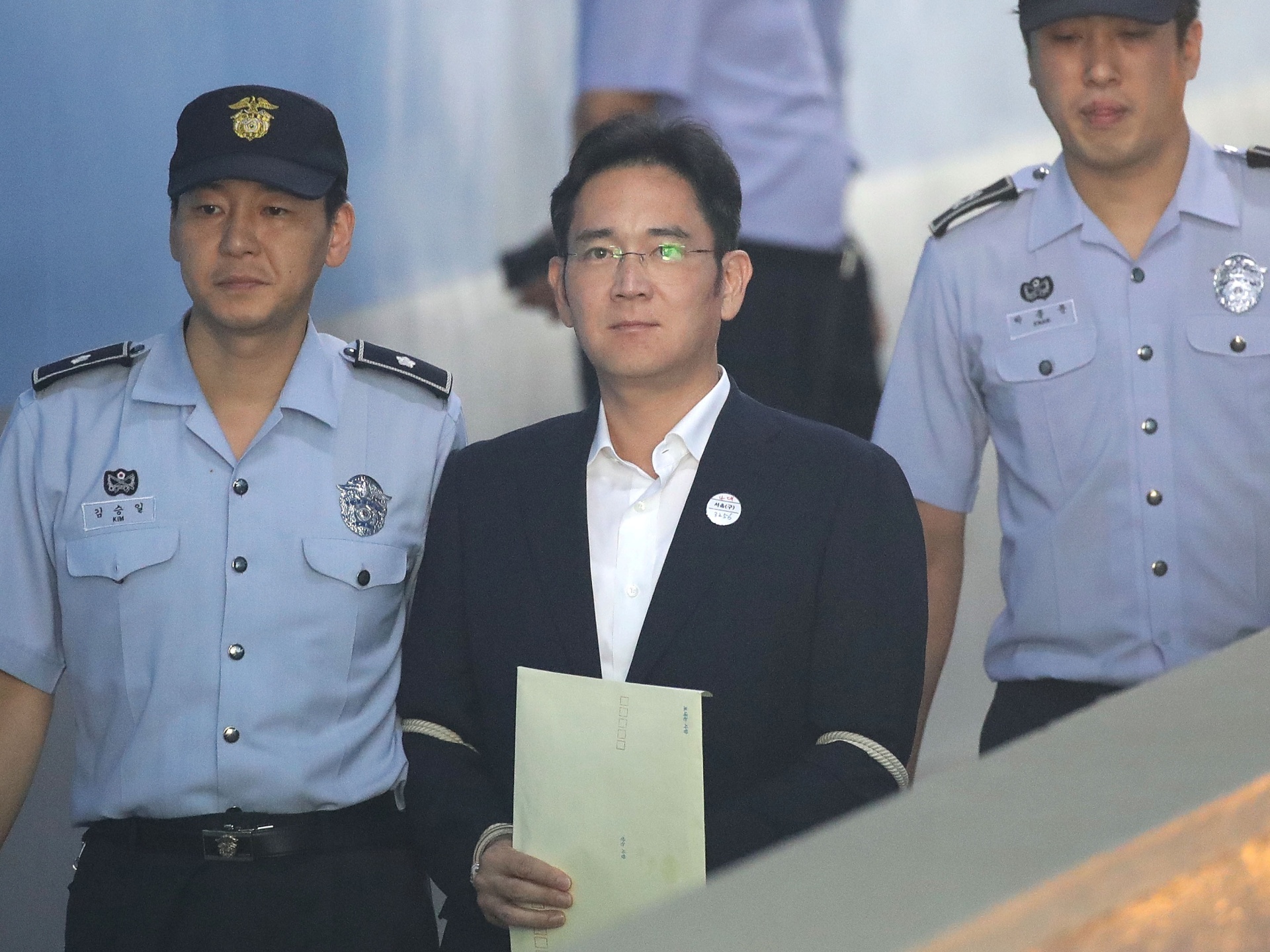 Samsung pardon exposes Koreans’ like-abominate emotions for tycoons