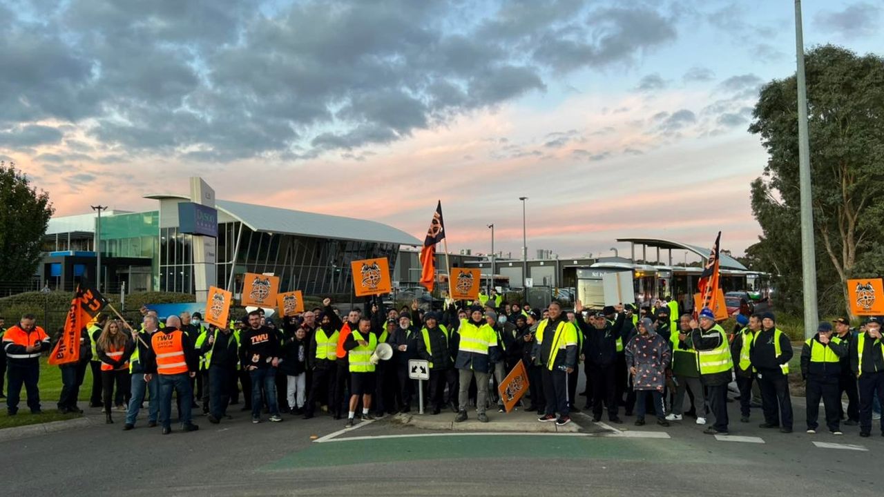 Australia: Melbourne bus drivers face real wage cuts beneath union-backed deals – WSWS