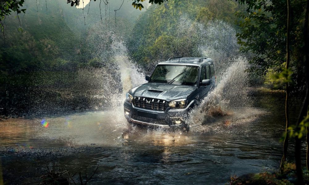 Mahindra Drives In Original Scorpio Classic With An Updated Model And A Original Engine