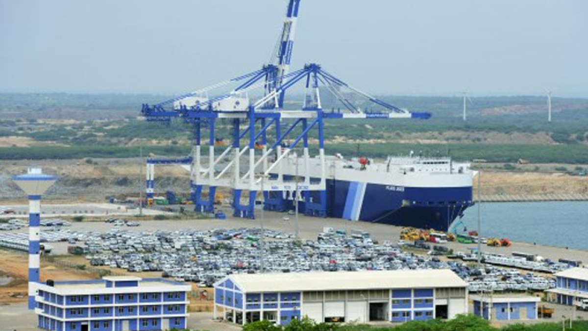 Sri Lanka says controversial Chinese language ship can dock in its port