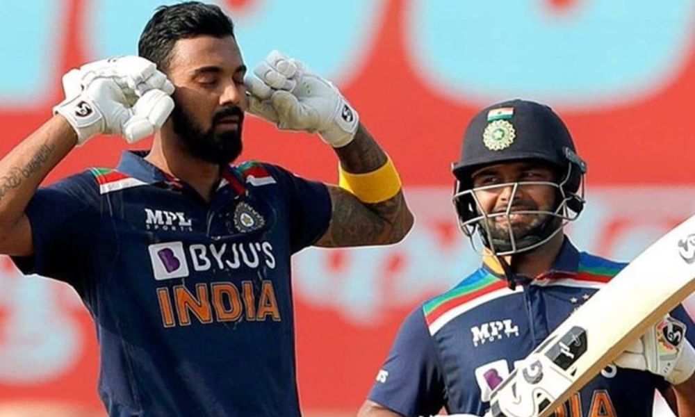  Fans Slam BCCI For Demoting Shikhar Dhawan And Making KL Rahul Captain For Zimbabwe Tour