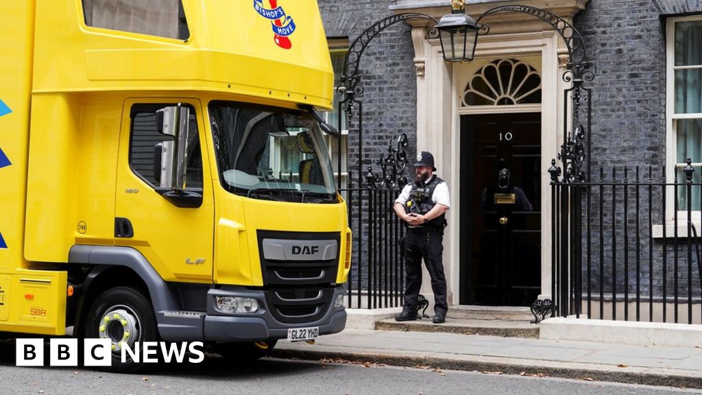 No 10 defends PM’s holiday as elimination vans seen in Downing Aspect highway