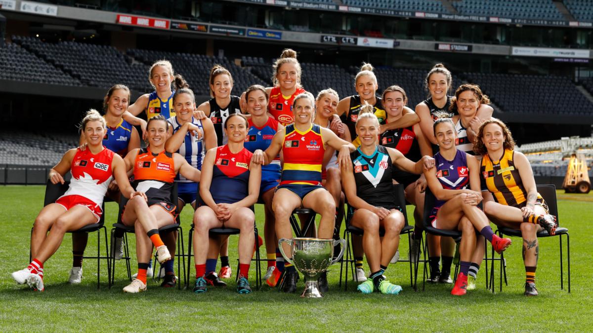 When does the AFLW season birth up? How many teams play within the AFLW?