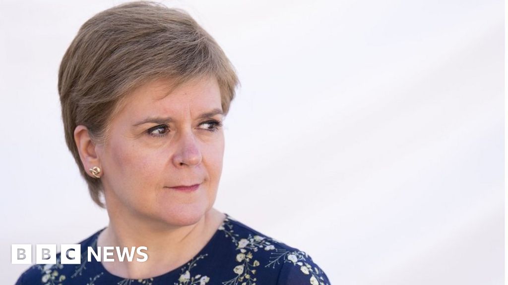 Nationalised energy must be an option, says Sturgeon