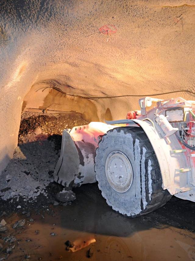 One of Australia’s largest gold mines reopens however street closures are aloof affecting farmers