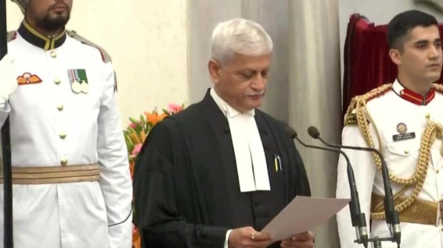 Justice UU Lalit takes oath as 49th Chief Justice of India