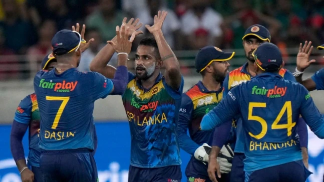 Asia Cup 2022: Sri Lanka edge past spirited Bangladesh in last-over thriller, advance to Super 4