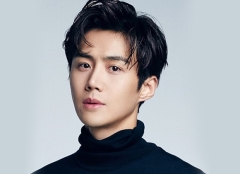 Home town Cha star Kim Seon Ho contributes his incomes from Touching deep space play to assist tropical cyclone victims