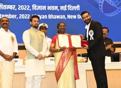 Ajay Devgn participates in the prominent 68th National Awards event; gets the award from honourable President of India, Smt. Droupadi Murmu