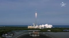 View SpaceX Falcon 9 rocket launch on record-tying 14th objective Friday night