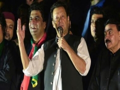 Imran Khan hurt in shooting at his rally in Pakistan’s Gujranwala, one aggressor held