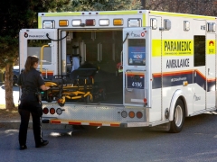 Paramedic pilot job at Montfort Hospital lowering ambulance offload hold-ups