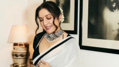 Neena Gupta uses easy ivory saree with an ultra-stylish blouse