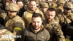 Kherson: President Zelensky sees freed city