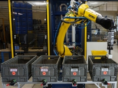 New robotic moves Amazon towards increased storage facility automation