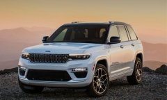 2022 Jeep Grand Cherokee Combines Ruggedness With Sophistication