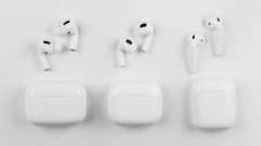 How to Tell the Difference Between AirPods Generations