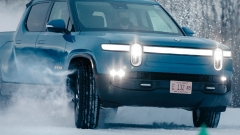 Rivian ‘Snow Mode’ Update Arrives With a Slew of Improvements