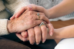 Examine Older Relatives for Signs of Dementia This Holiday Season