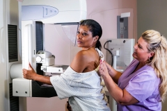 Lots Of U.S. Women Must Travel Far to Get Mammograms