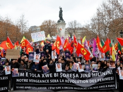 Authorities, protesters clash at rally knocking fatal Paris attack