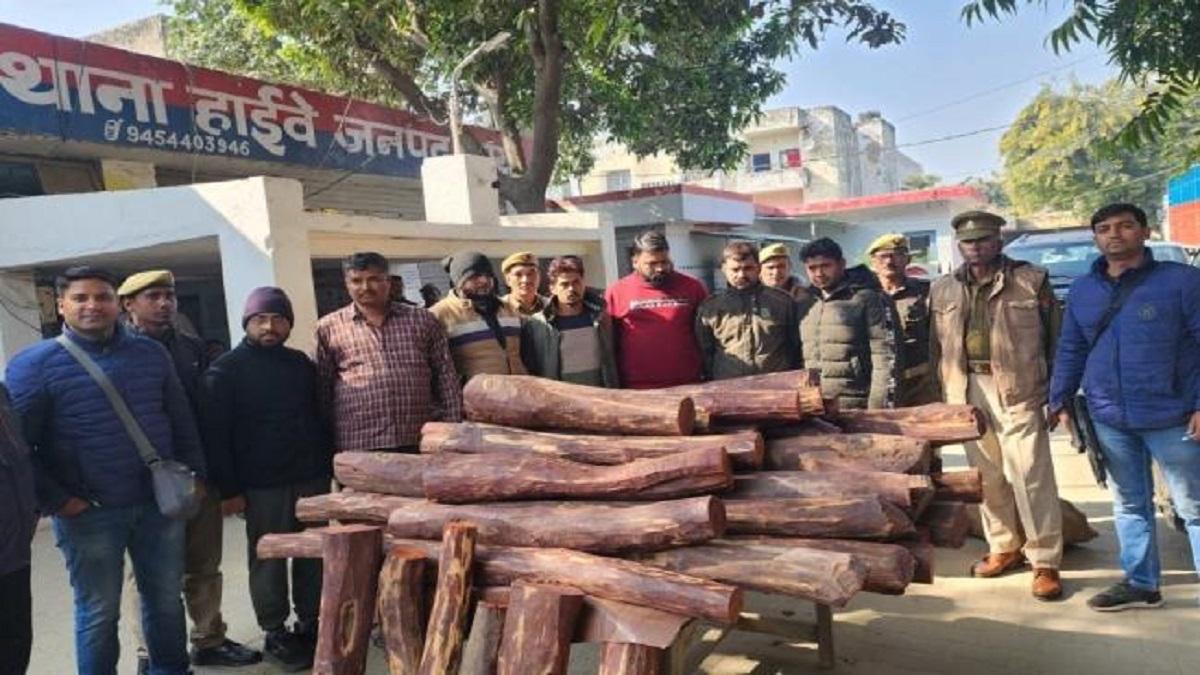 Like 'Pushpa', formed a gang in UP, used red sandalwood, but STF lagged behind