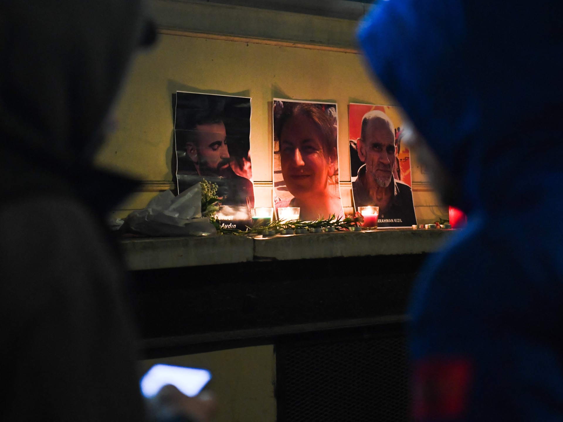 Thousands participate in funeral service of 3 Kurds eliminated in Paris shooting