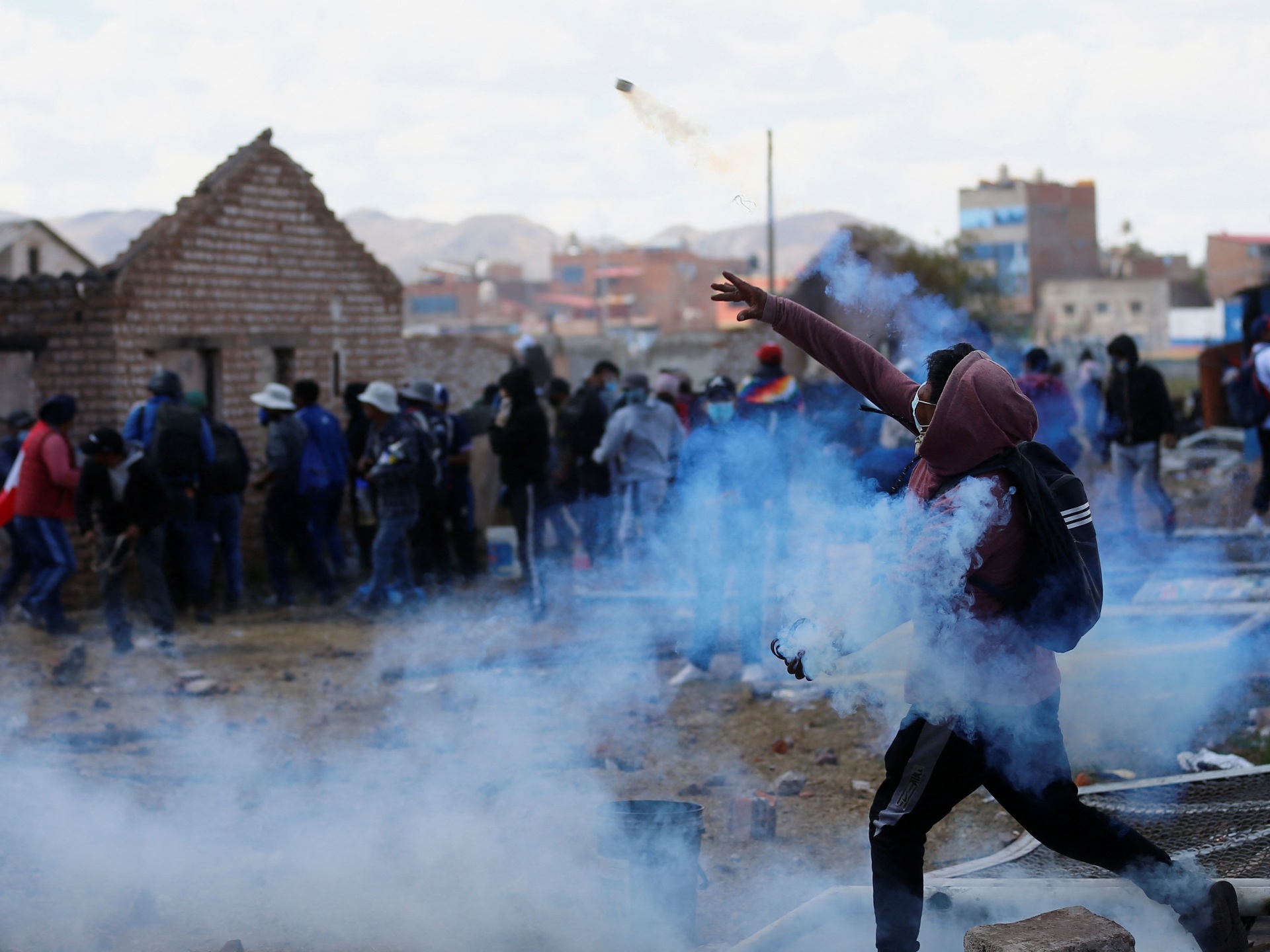 A minimum of 17 dead in anti-government demonstrations in southern Peru