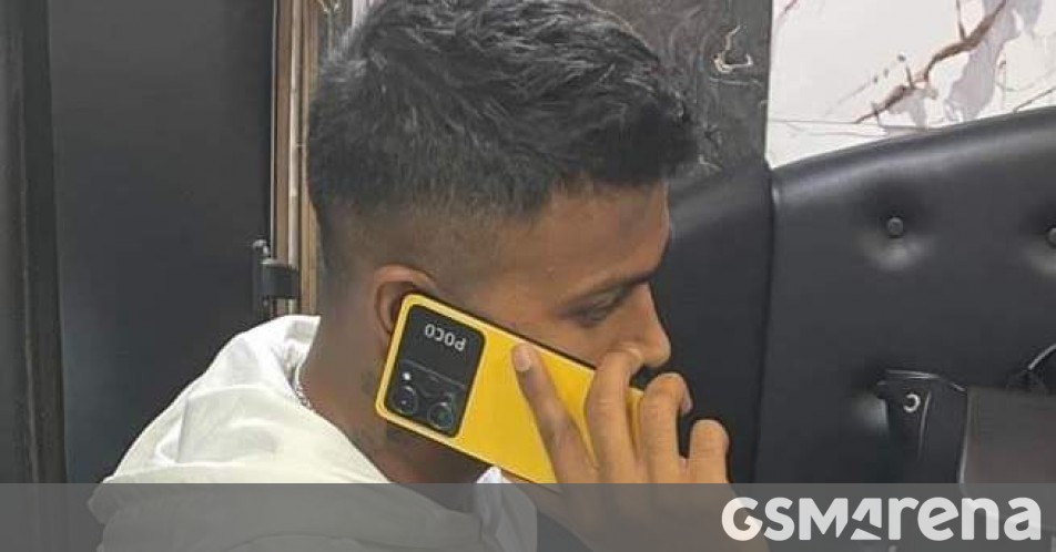 Here’s the upcoming Poco X5 in cricketer Hardik Pandya’s hand