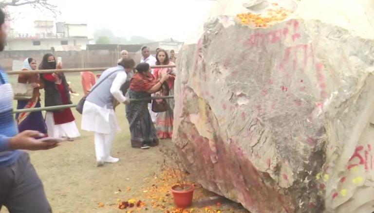 Ram Mandir: Shaligram stones from Nepal reach Ayodhya; understand about its significance here|India News