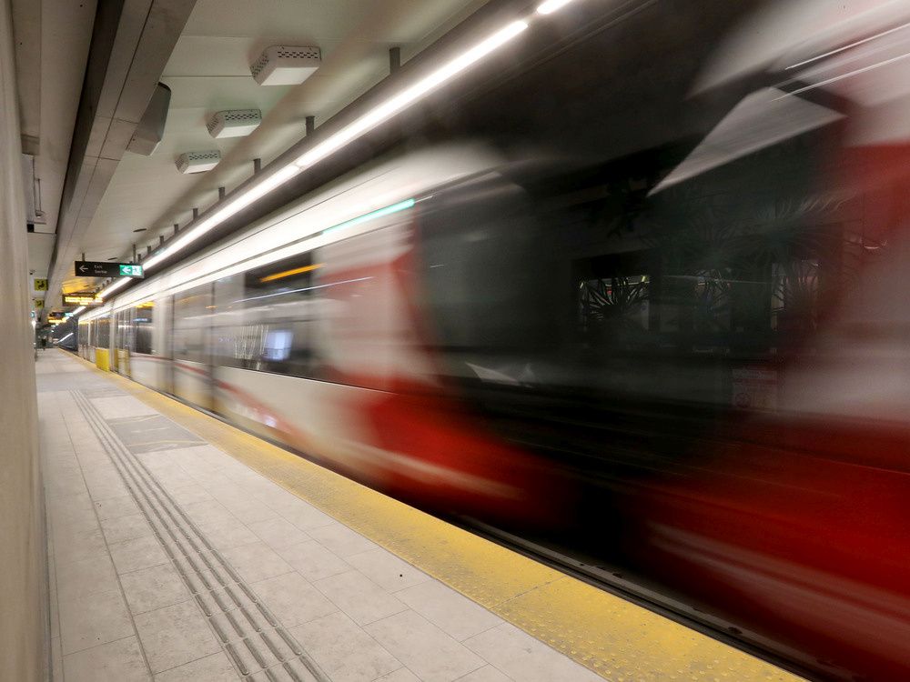 Burst sprinkler pipeline at Rideau Station blamed for short LRT disturbance Tuesday