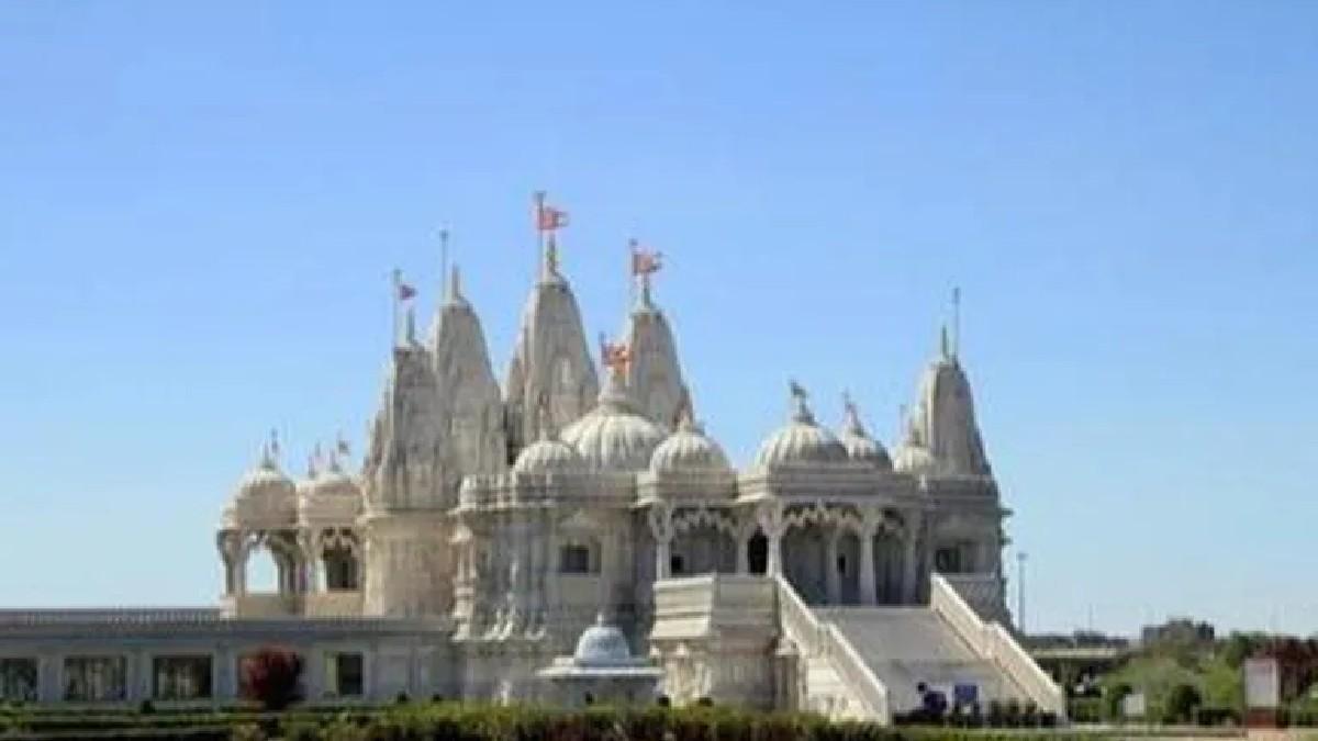 Hindu temple targeted in Canada, Indian community infuriated by anti-Hindu slogans on walls