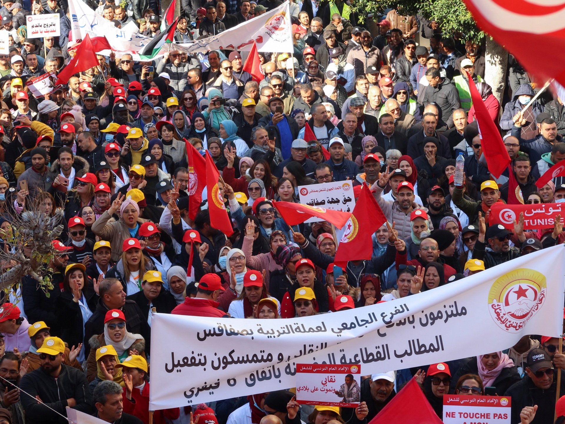 Tunisia unions demonstration versus financial issues, authorities’s arrest