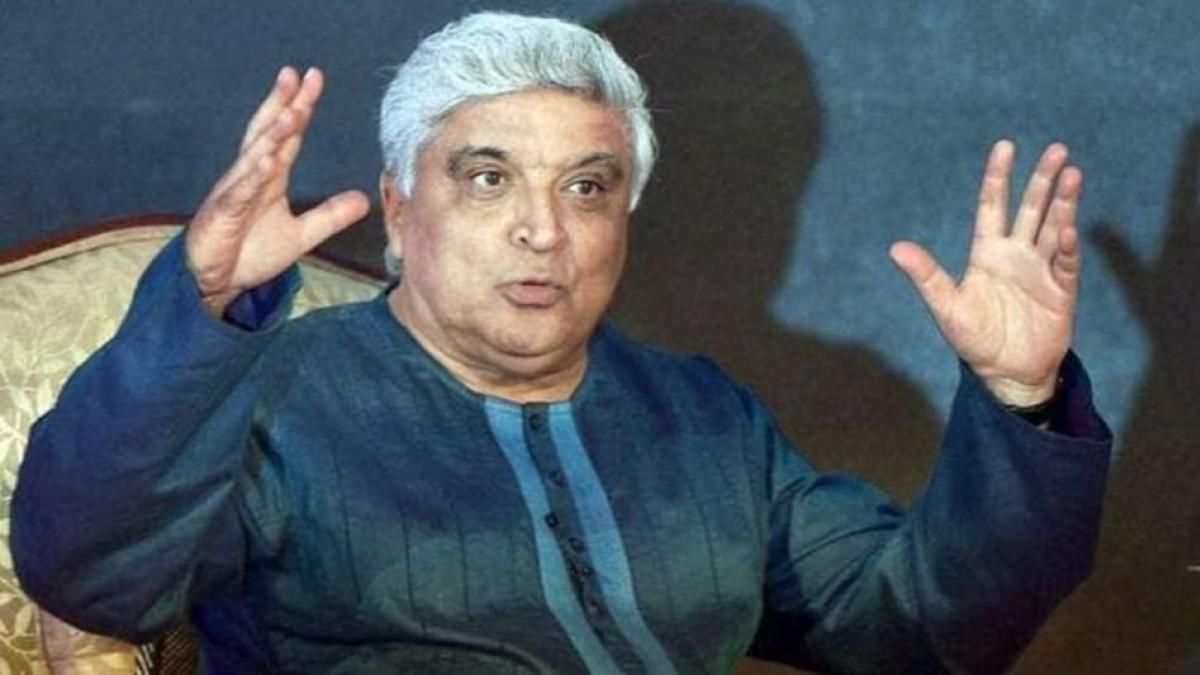 Javed Akhtar spoke to Pakistanis sitting in Lahore