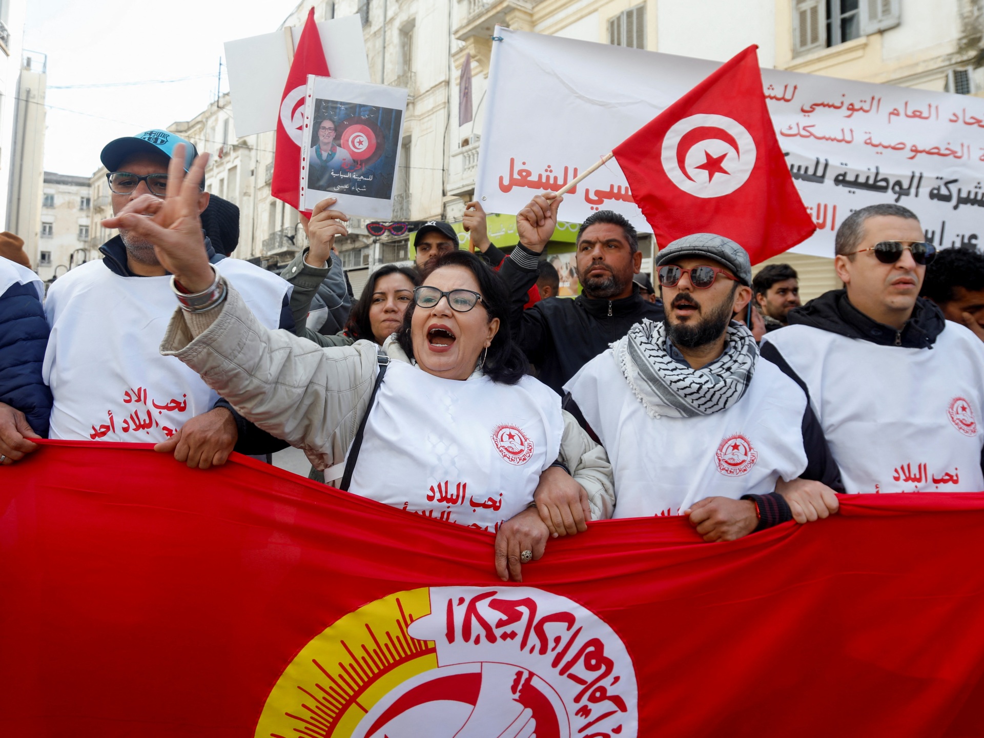 Trade union demonstrations versus Tunisia president after crackdown