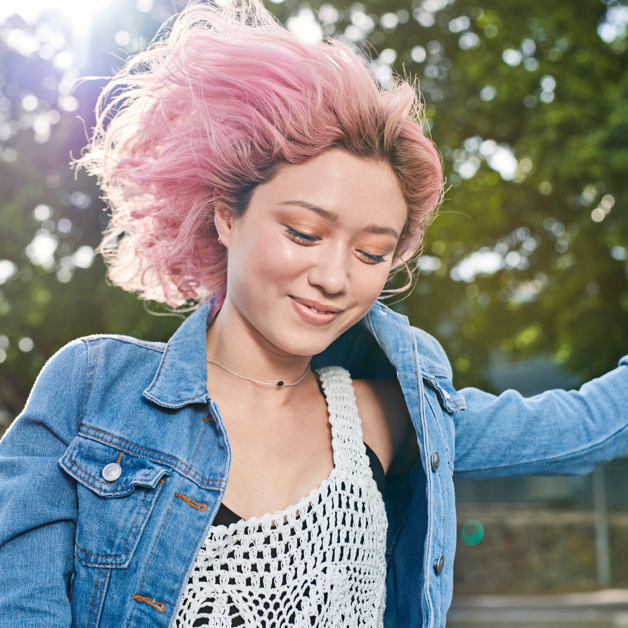 Decolorar el pelo en casa es posible y sabemos cómo hacerlo