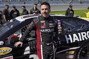 ‘Malcolm in the Middle’ is out in front in automobile racing: Frankie Muniz leads in points after his very first 3 races of the brand-new NASCAR season