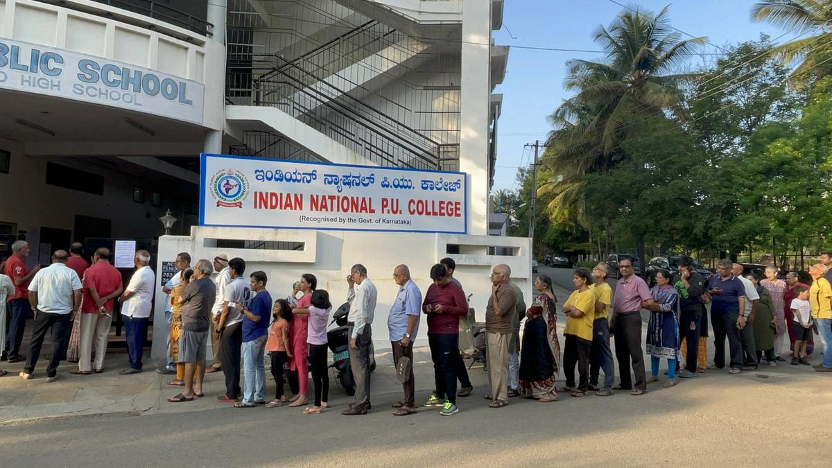 Karnataka Assembly Elections voting live updates|Ballot starts throughout the State